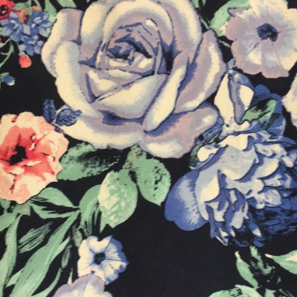 Navy Floral Faux Wrap Bell Sleeve Blouse Size M - Picture 5 of 6